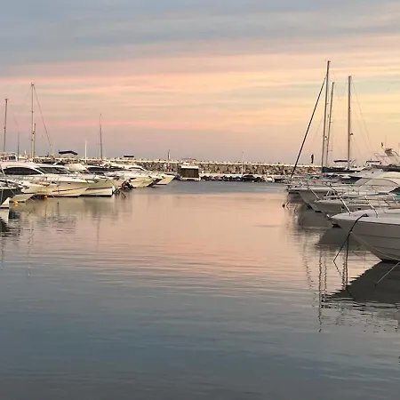 Fascinante Hogar En Cabo Pino En * Marbella