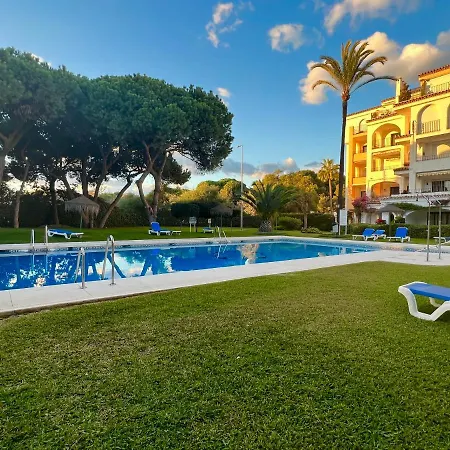 Fascinante Hogar En Cabo Pino En Appartement