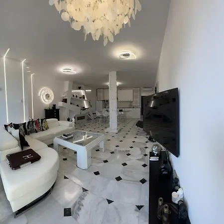 Fascinante Hogar En Cabo Pino En Marbella