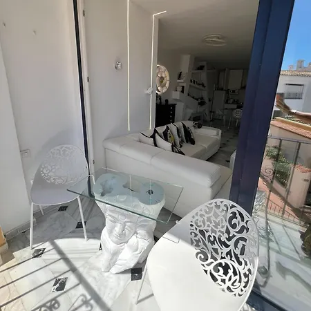 Fascinante Hogar En Cabo Pino En Apartman