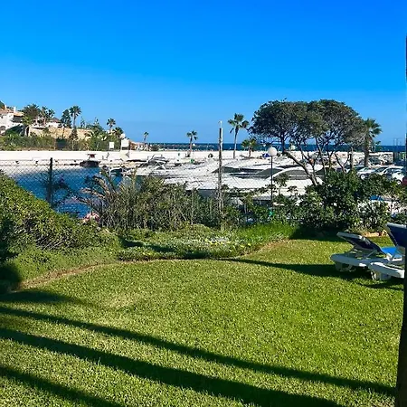 Fascinante Hogar En Cabo Pino En Apartman