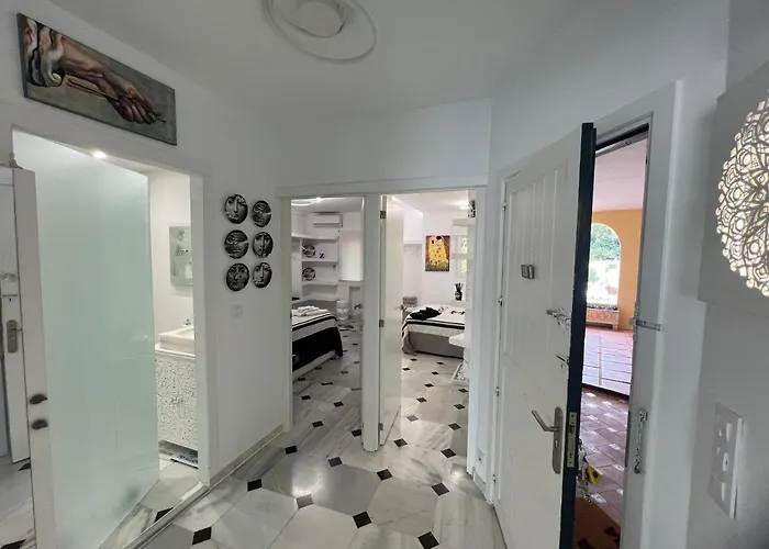 Fascinante Hogar En Cabo Pino En