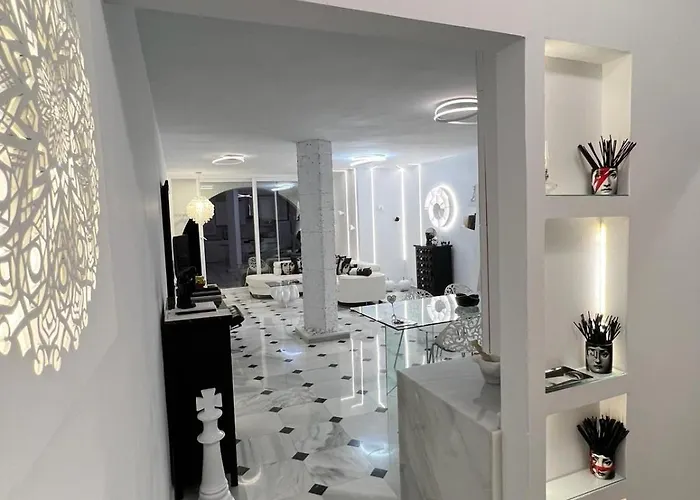 Апартаменты Fascinante Hogar En Cabo Pino En