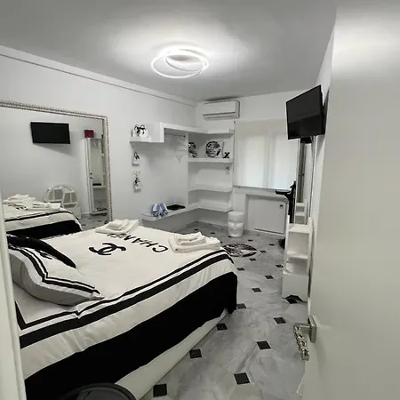 Fascinante Hogar En Cabo Pino En マルベーリャ