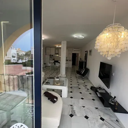 アパート Fascinante Hogar En Cabo Pino En