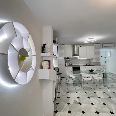 Fascinante Hogar En Cabo Pino En