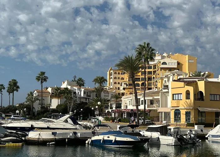 Fascinante Hogar En Cabo Pino En 马尔韦利亚