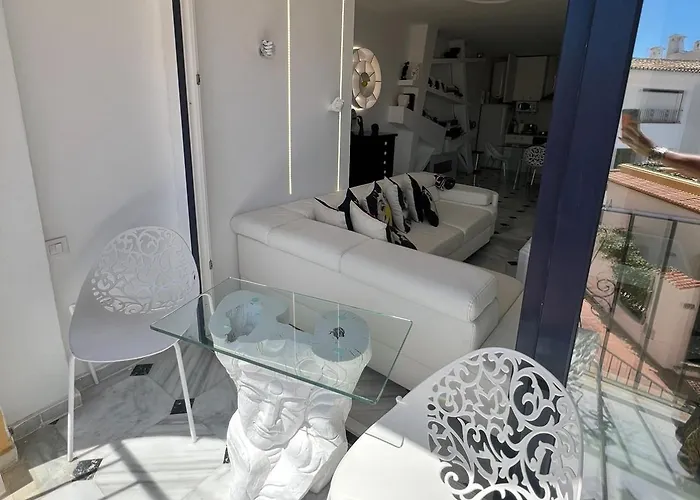 Fascinante Hogar En Cabo Pino En Apartmán