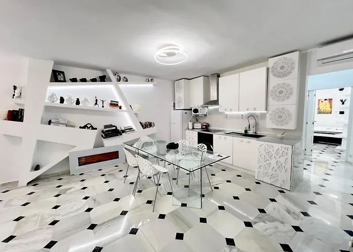 Fascinante Hogar En Cabo Pino En