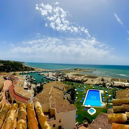 Апартаменты Fascinante Hogar En Cabo Pino En