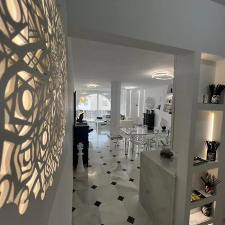 Fascinante Hogar En Cabo Pino En