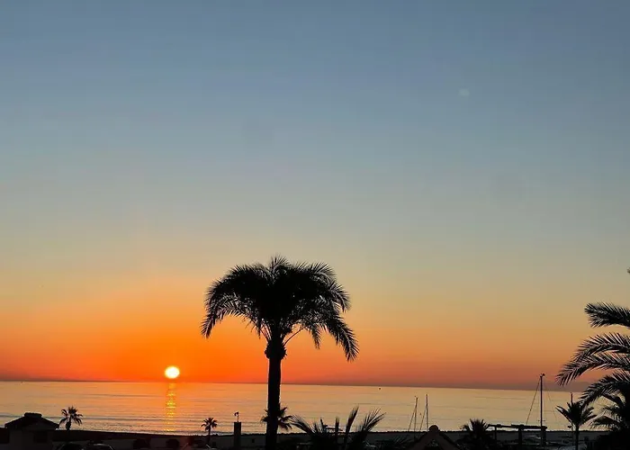 Fascinante Hogar En Cabo Pino En Lejlighed Marbella