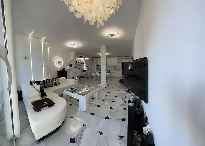 Fascinante Hogar En Cabo Pino En Marbella