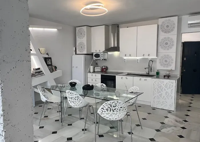 Lejlighed Fascinante Hogar En Cabo Pino En *