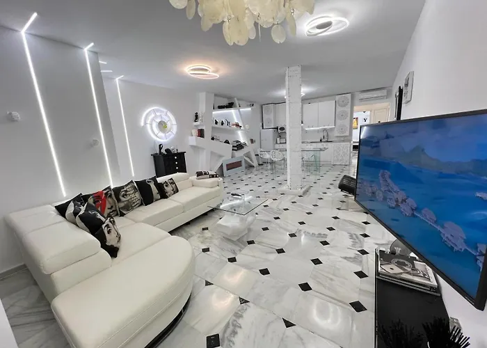 Lejlighed Fascinante Hogar En Cabo Pino En *